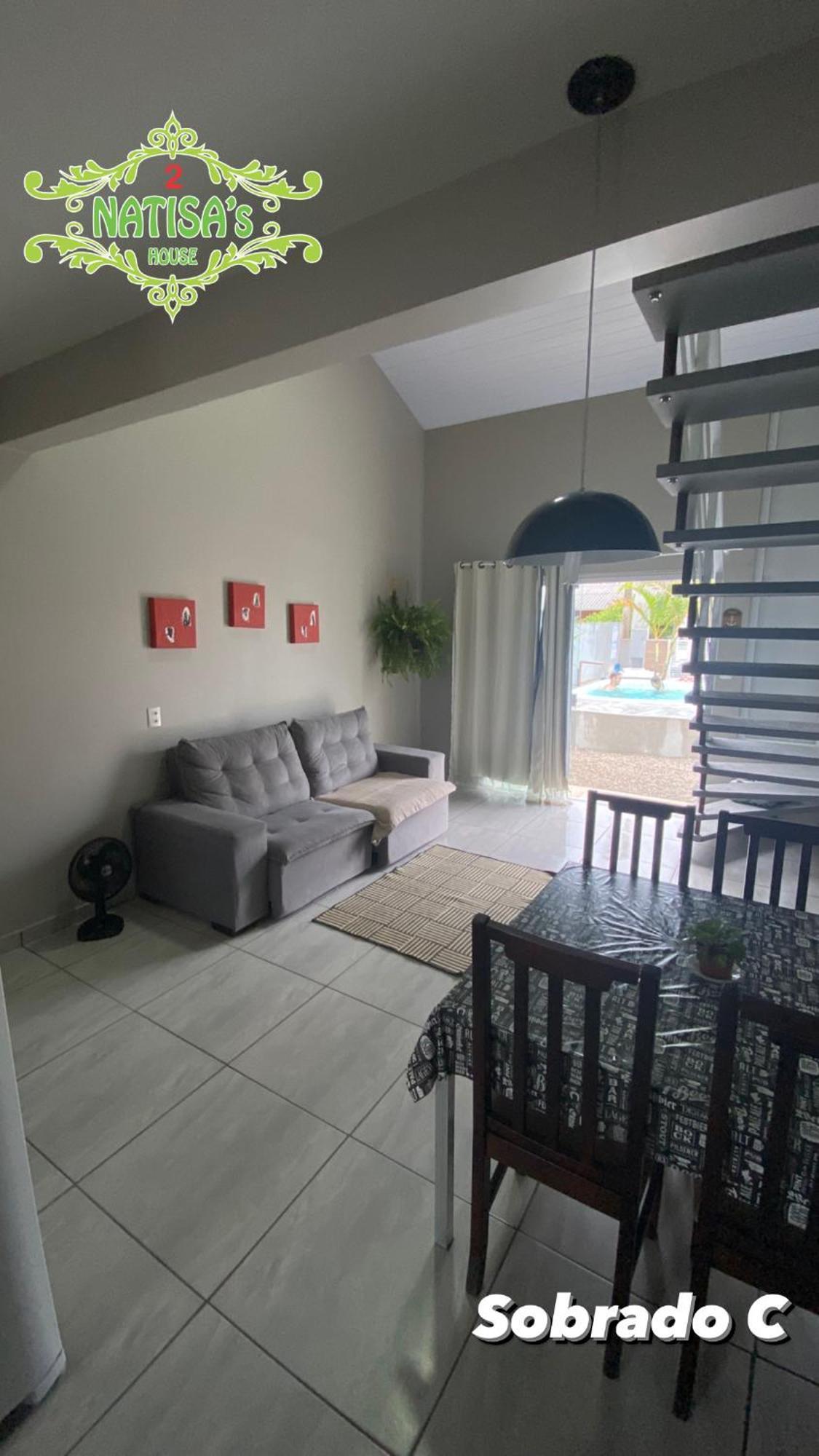 Sobrados Aconchegante Com Piscina "Natisashouse" Villa บอมบินญัส ภายนอก รูปภาพ