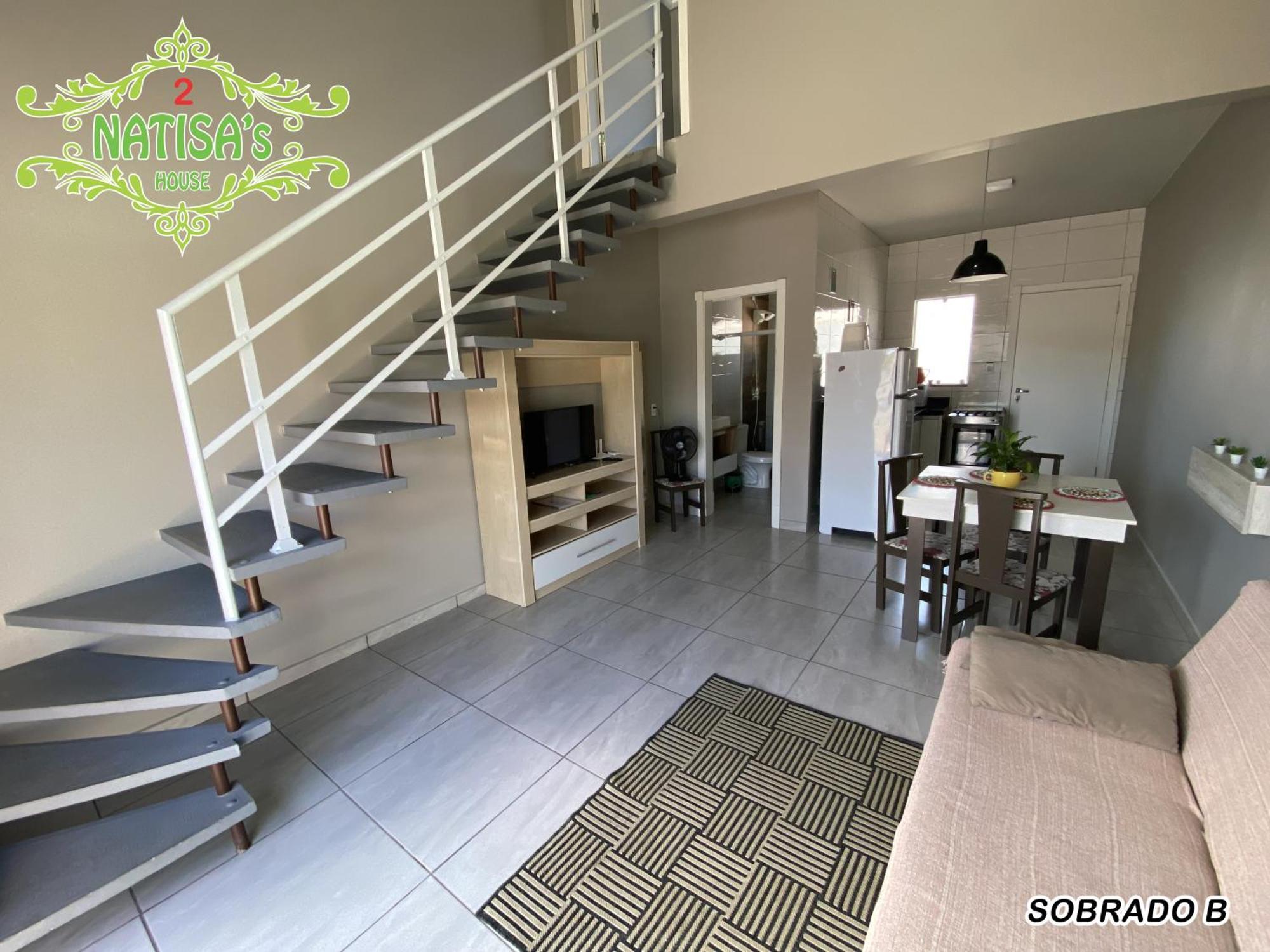 Sobrados Aconchegante Com Piscina "Natisashouse" Villa บอมบินญัส ภายนอก รูปภาพ